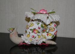 Улитка с фруктами